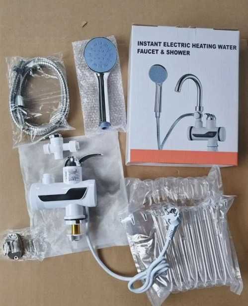 Кран-водонагреватель 3кВт, душ, дисплей, вода за 3–5 секунд