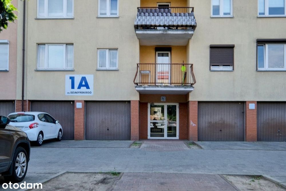 Trzypokojowe z dużą piwnicą /4,1 m2/