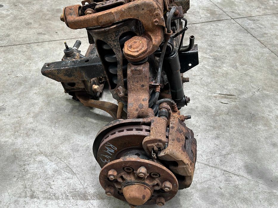 Mecânica frontal completa Isuzu NLR 3.0D (2011)