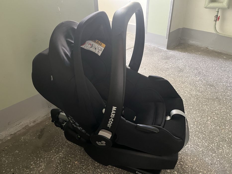 Fotelik samochodowy maxi cosi z bazą