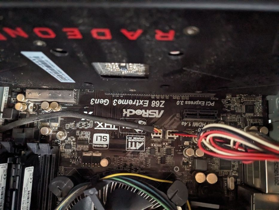 Игровой ПК xeon/RX 580