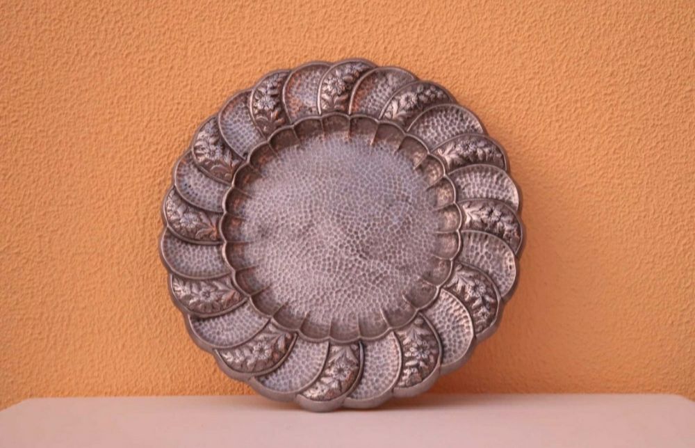 Conjunto jarra e Prato em estanho64586236559873125