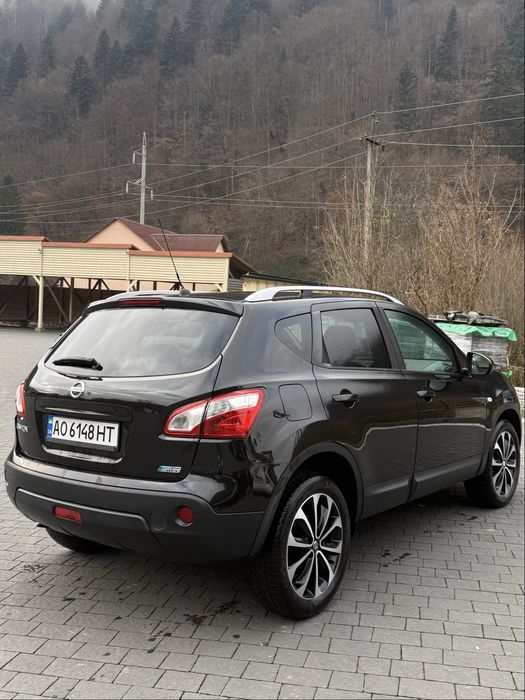 Кросовер Nissan Qashqai