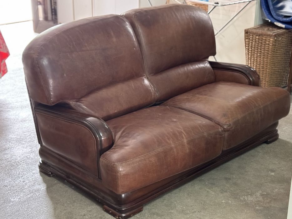 Sofá em pele de búfalo autêntico retro