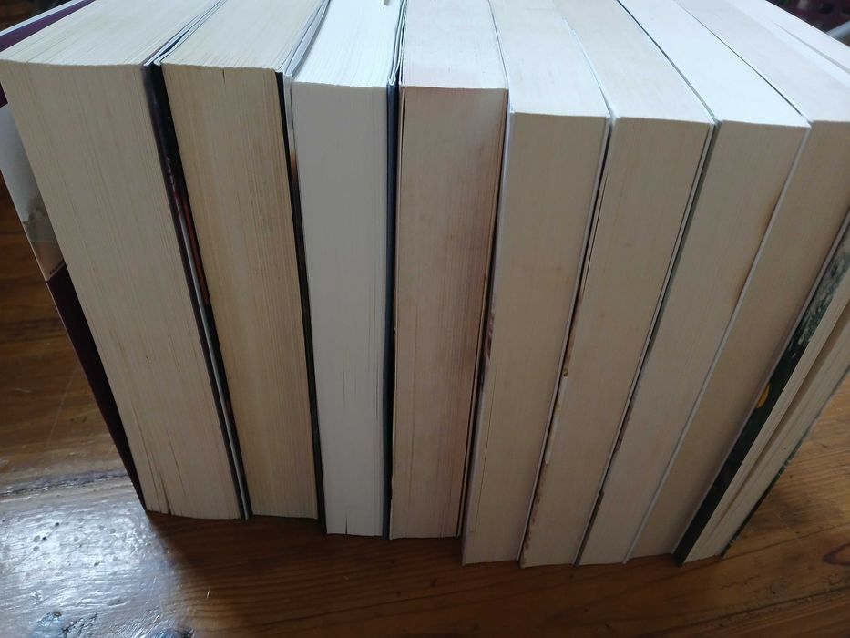 Livros de vários autores