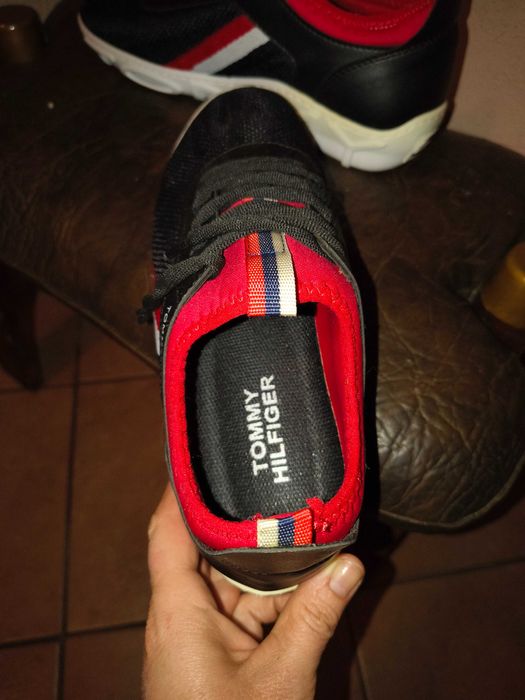 Buty sportowe damskie rozm. 39