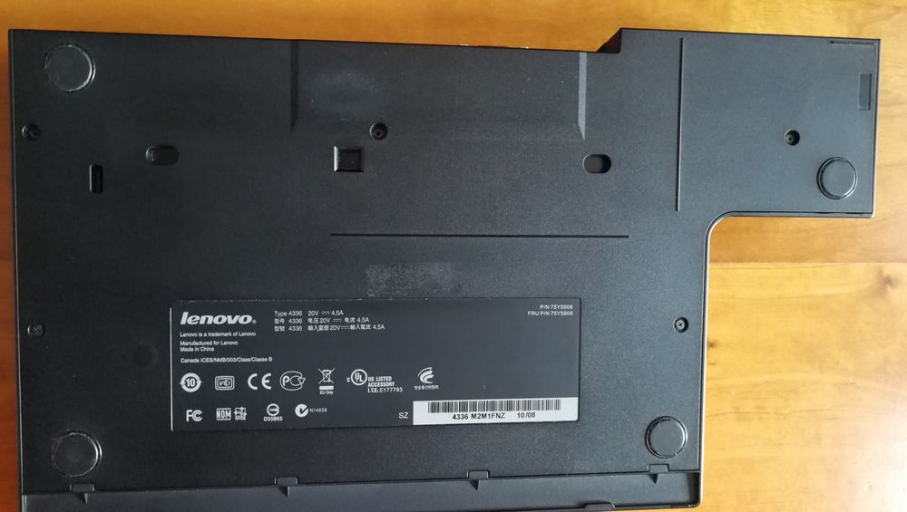 Lenovo ThinkPad Docking Station / Portable Docking Base64861830004482125