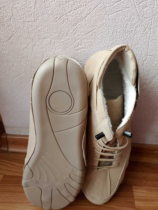 Черевикі кольору кайот