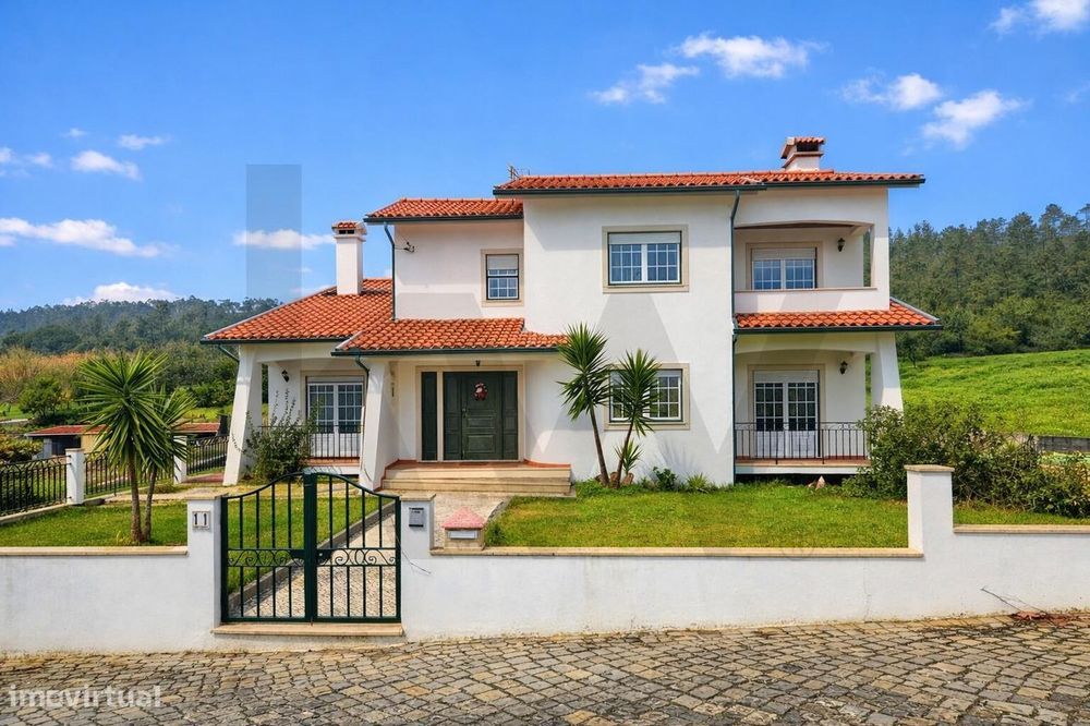 Moradia T4+T2 independente  | Piscina | Infraestruturas Equestres (par