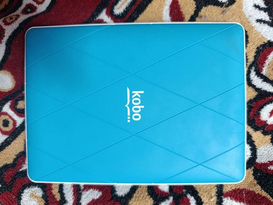 Електронна книга kobo glo