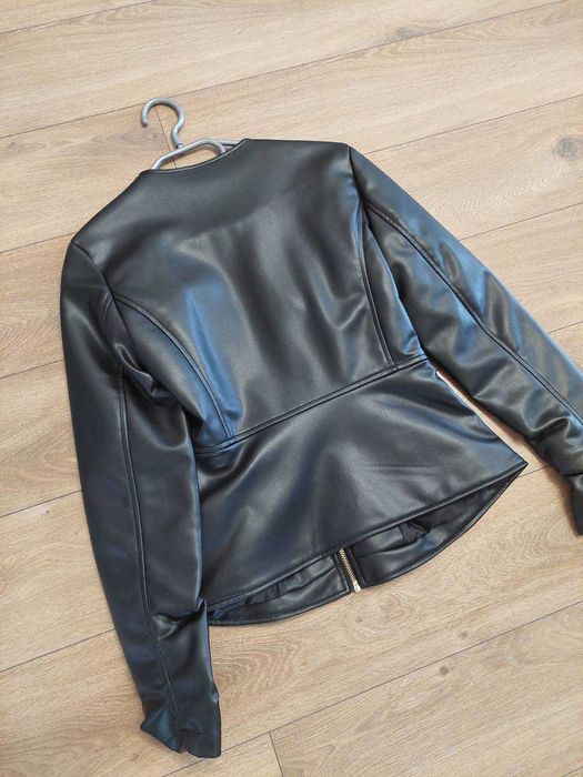 Zara куртка жіноча екошкіра 3046/643/800 розм. XS