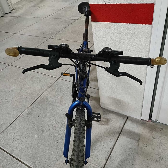 Bicicleta Montanha 26" – Shimano SIS (18)– Usada - Pronta a Usar