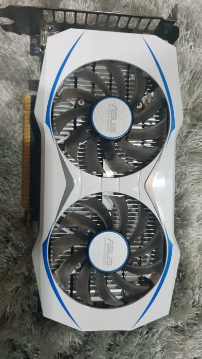 GTX 950 Asus branca