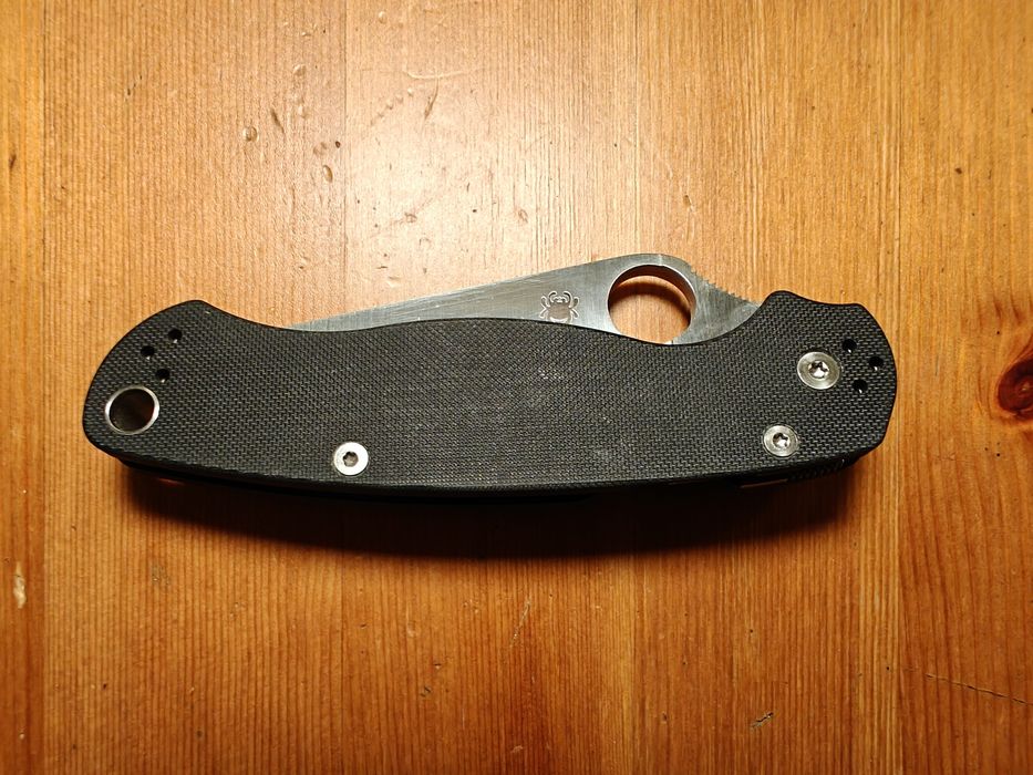 Nóż Spyderco Para Military 2 C81GP2