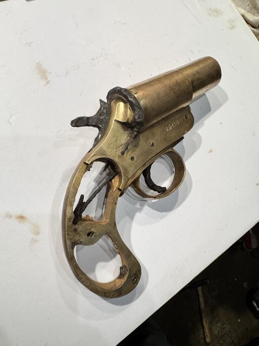 Par de pistolas de sinalizaçao primeira Guerra Mundial.