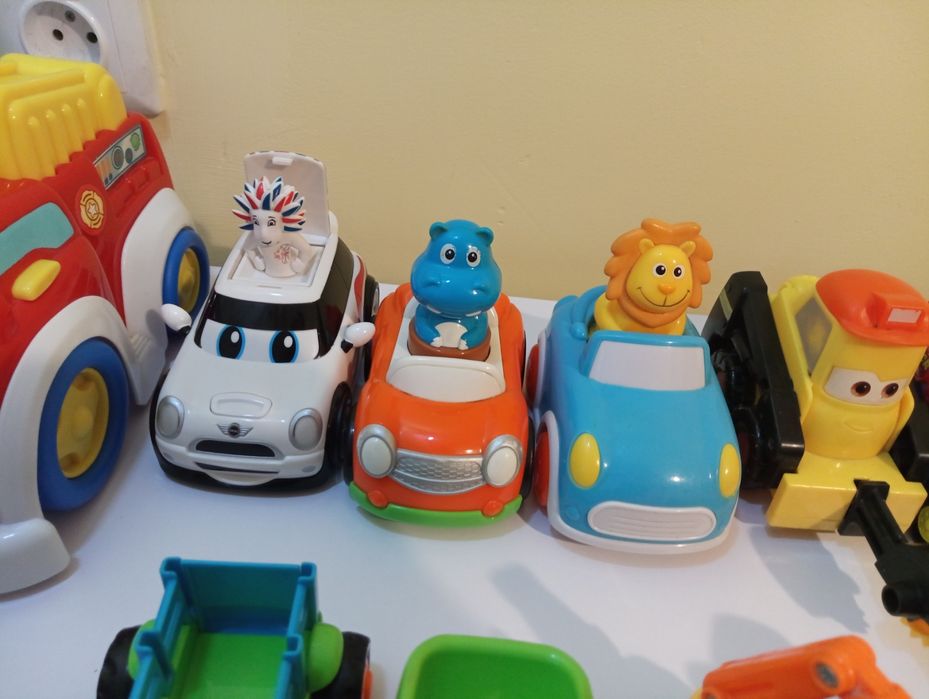 Машинки ,лот машинки для хлопчика