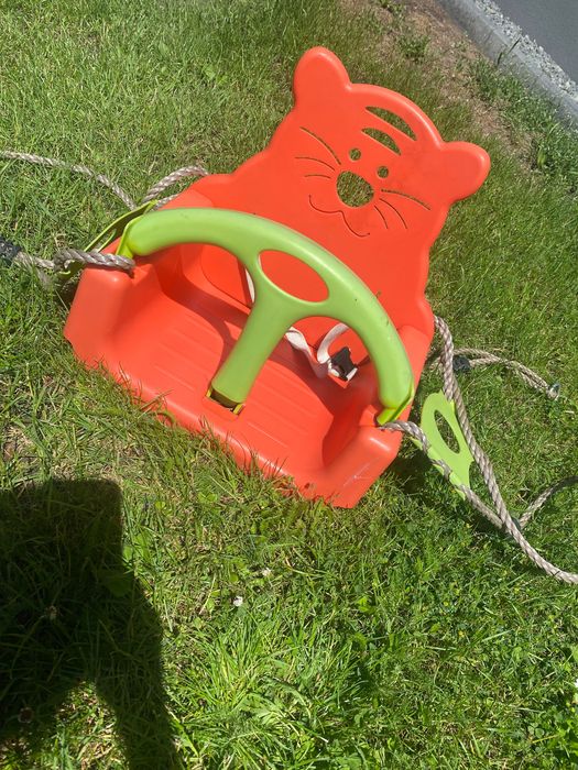 Huśtawka ogrodowa plastikowa