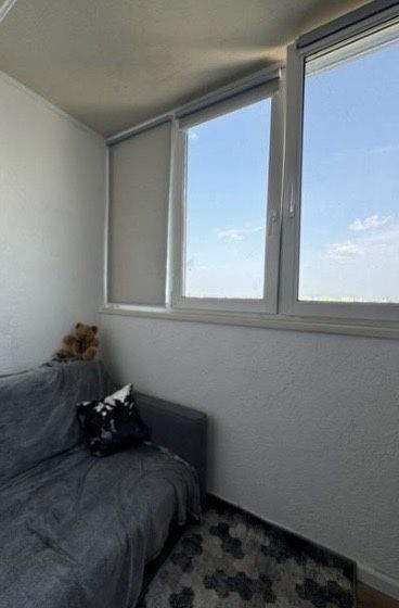 Оренда 1к квартири Межова Ретровіль