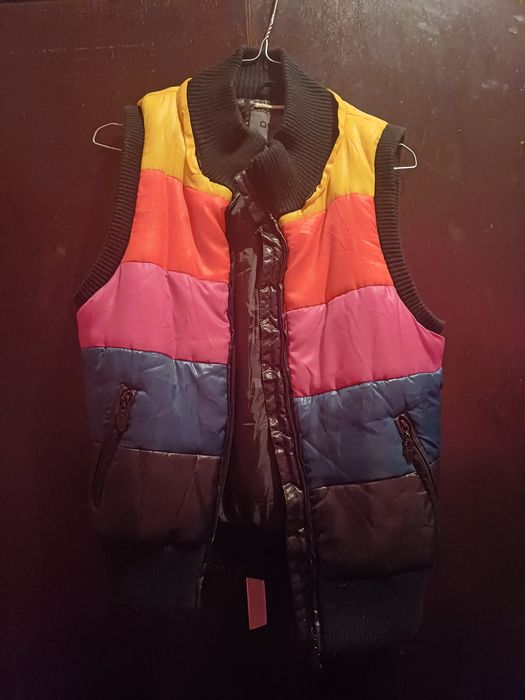 Vende se Colete colorido