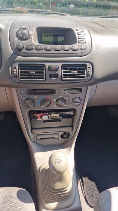 Toyota corolla e11