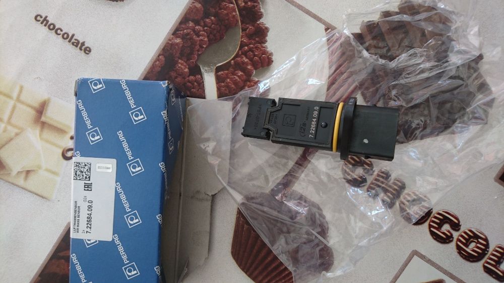 PIERBURG Medidor de massa de ar 7.22684.09.0