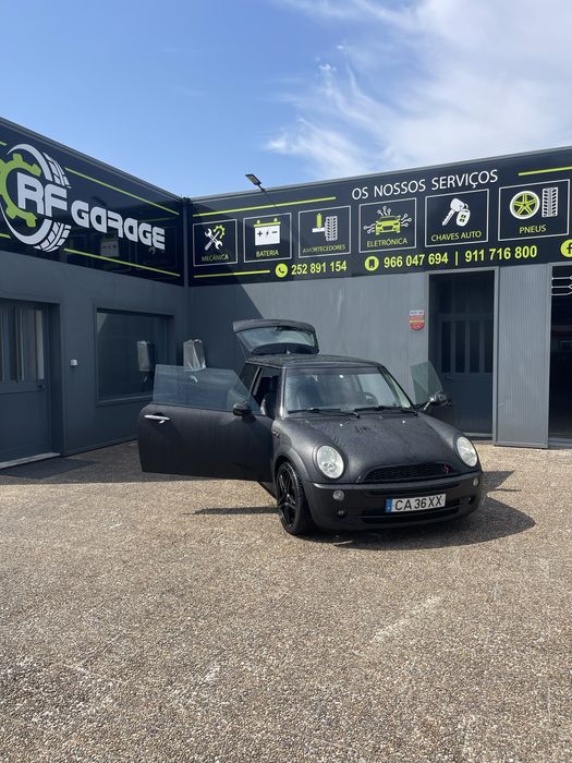 Mini cooper black