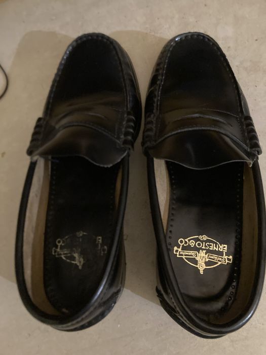 Sapatos pretos n 42 com sola em couro