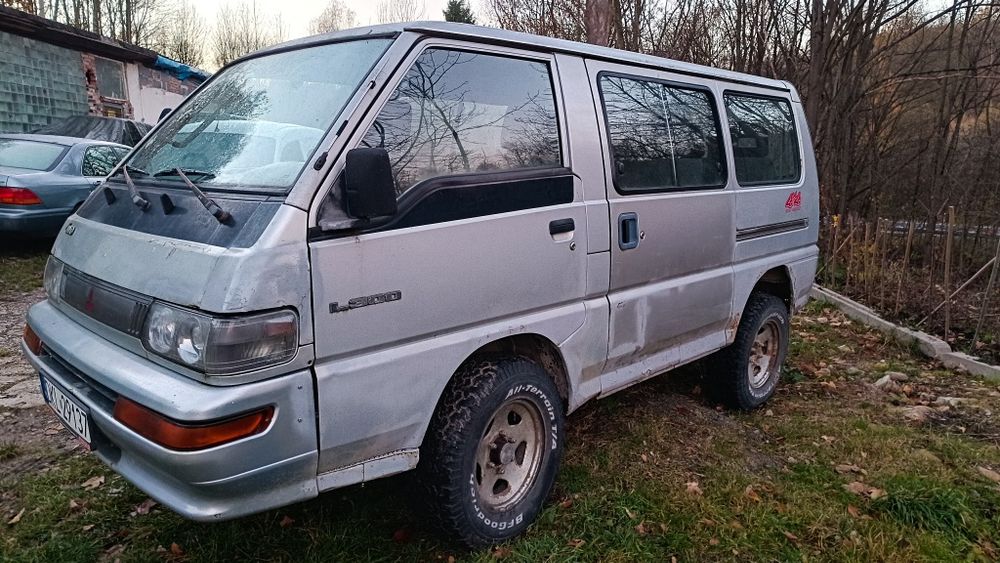Mitsubishi 4X4 L300 4WD 2.5 TD GLS 8 osób