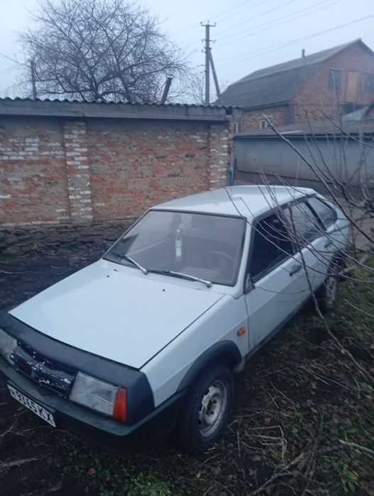 Продам ВАЗ 2109 бензин