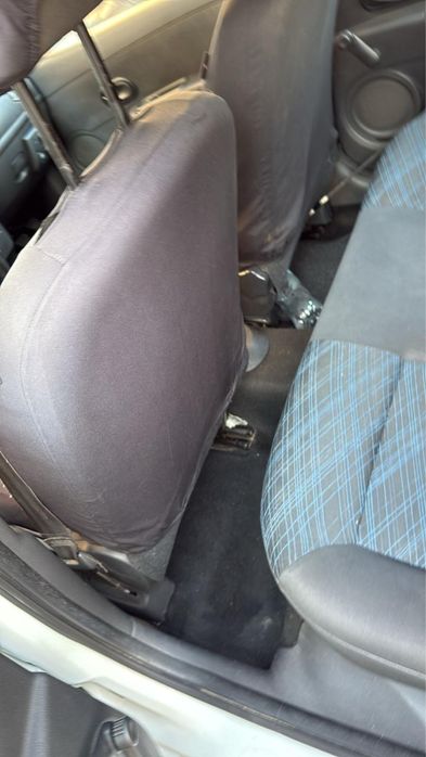 Renault Clio III 1.5 dCi (Ano 2008) – 5 Portas