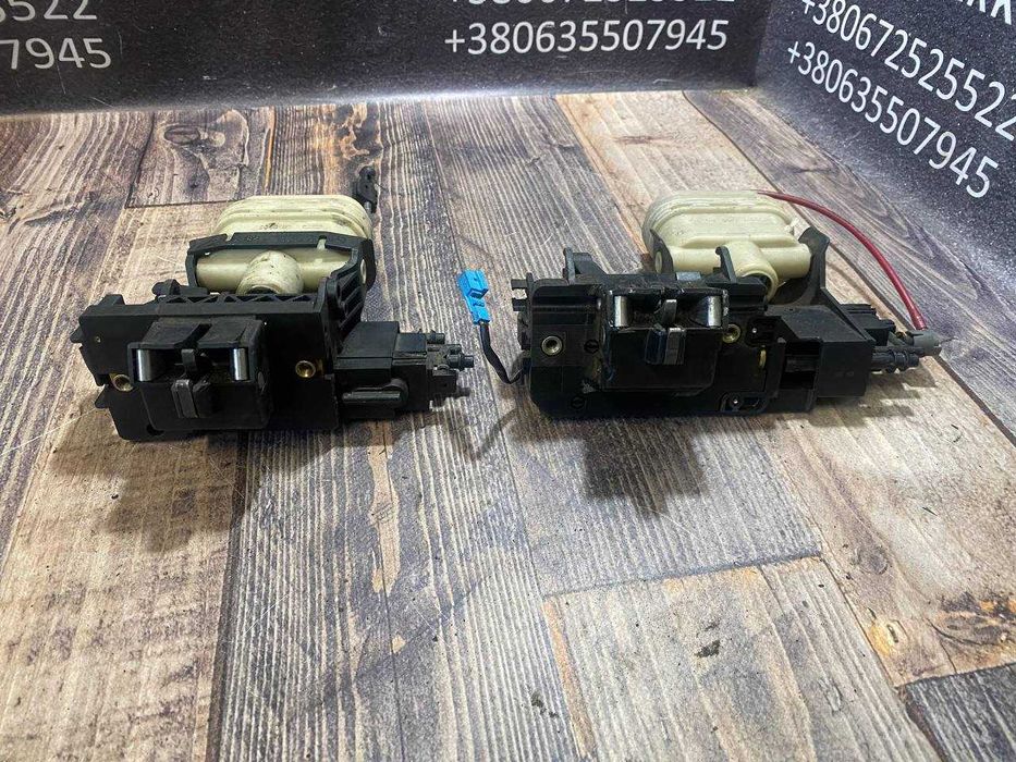 Замок механізм кришки багажника Mercedes-Benz S-Class W220 A2208000476 / A2208000575 / A2207500185