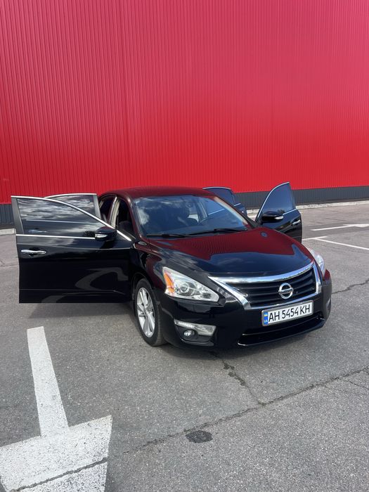 Продам Nissan ALTIMA SV