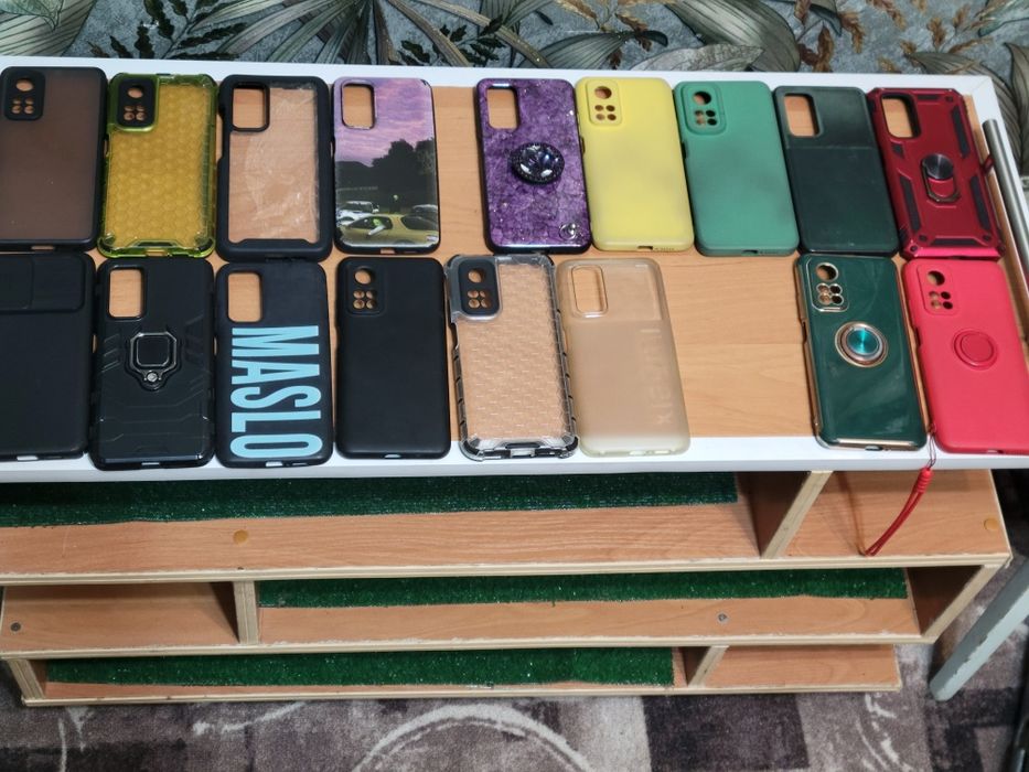 Чехлы на МИ 10 Т ПРО.