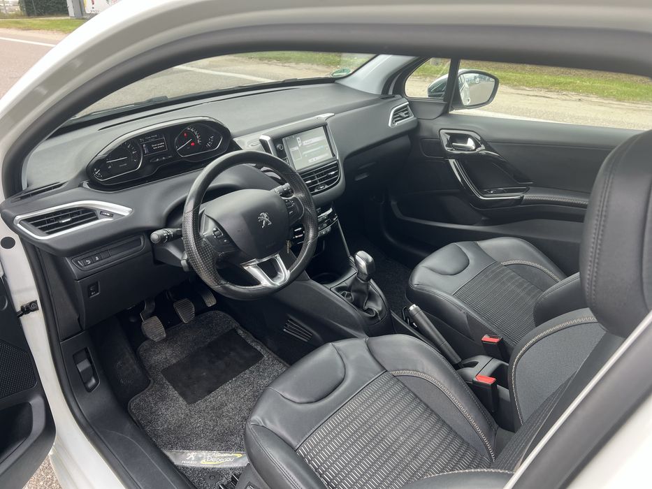 Peugeot 208 2013r 1.6 Benzyna! Tylko 91tyś.km!