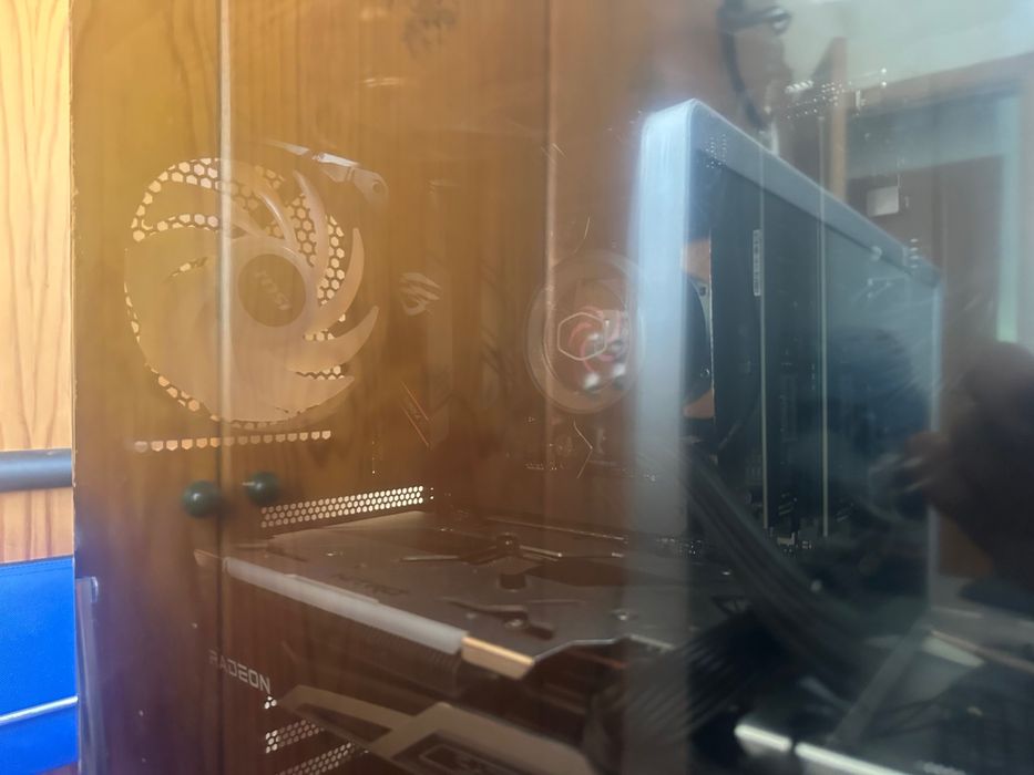 PC Gaming Custom (Base Lenovo Legion T5) - Ryzen 7 5800X - RX 6700 XT | Algarve, praticamente novo para venda rápida