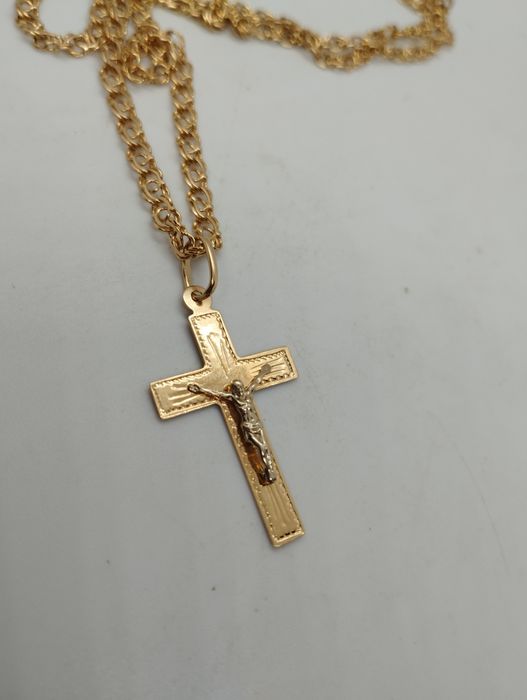 Золотой крестик 1.52 грамма