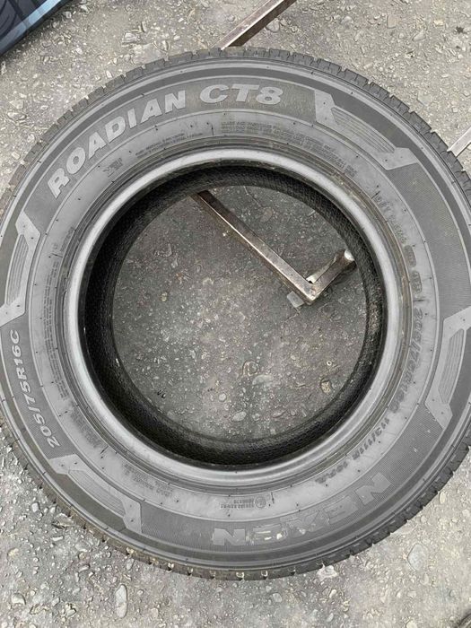 Шини 205/75 R16C пара Nexen 6,7мм, 205 75 16C