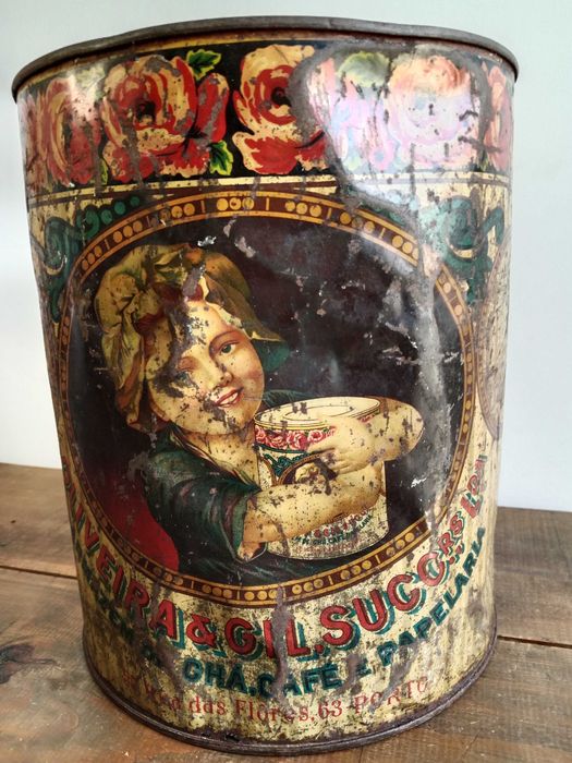 Lata Armazém de Chá, Café e Papelaria 
Oliveira & Gil, Succ.rs - Porto