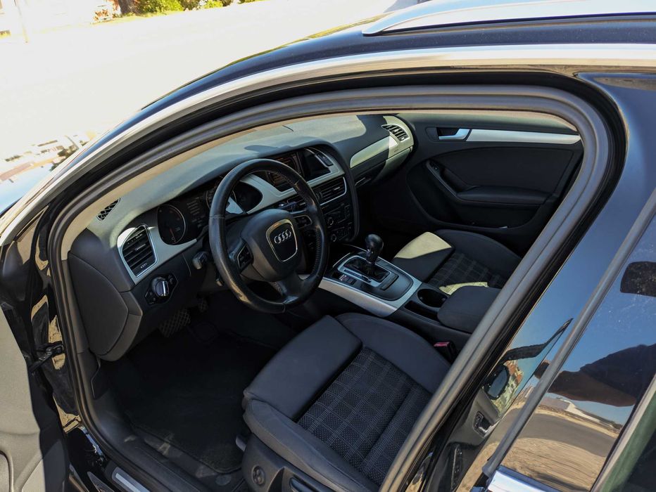 Audi A4 Avant B8 2.0 143cv AUTO