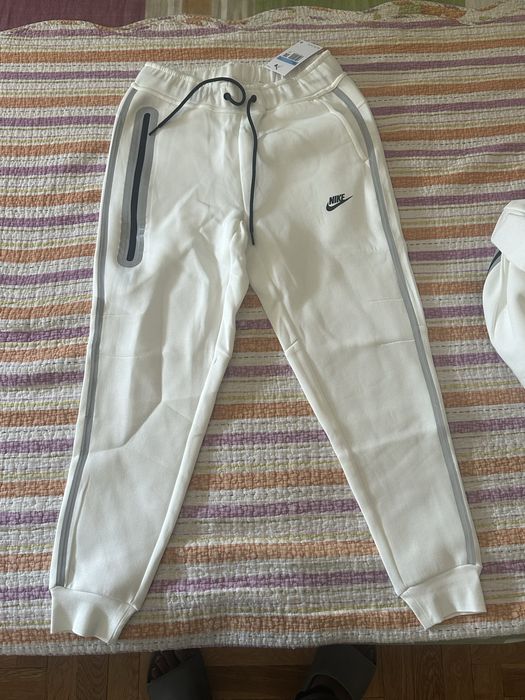 Conjunto nike tech