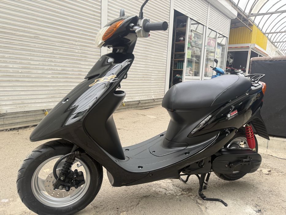 Yamaha Jog sa16 з контейнера