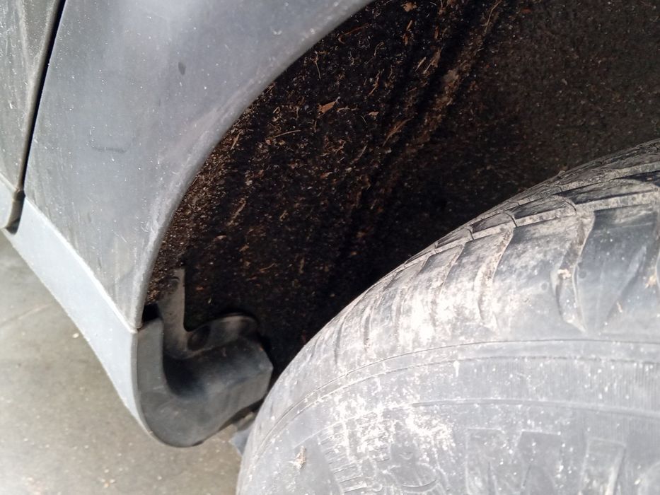 Cava roda trás esquerda AUDI A4 (8E2, B6)