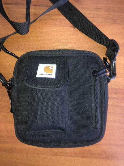 черная сумка Carhartt WIP Essentials Bag