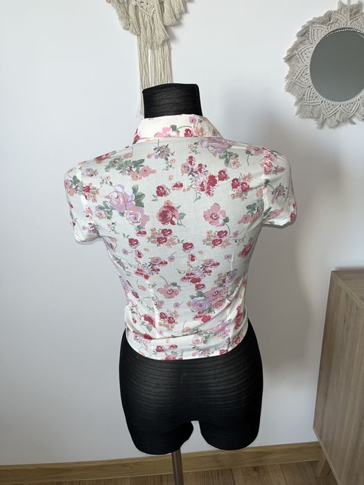 Bluzka koszula w kwiaty pin up S