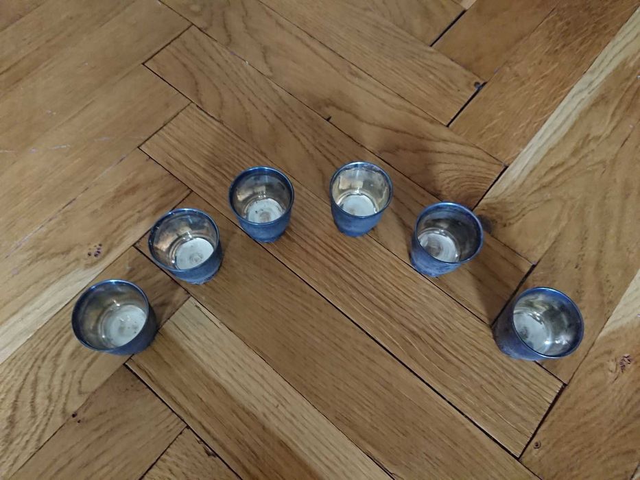 Продається набір рюмок коллекційних металевих для алкоголю