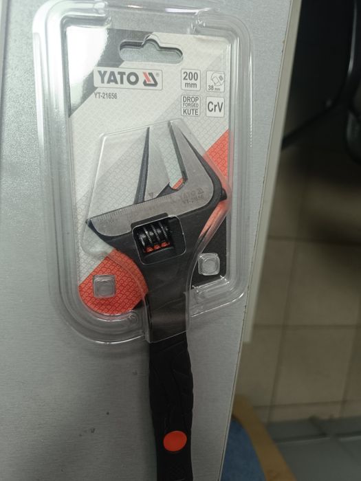 Ключ разводной Yato 38mm