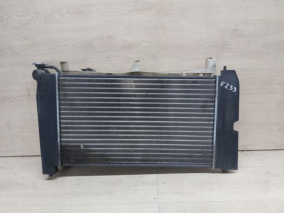 Toyota Corolla E12 chłodnica wody 1,4 1,6 vvti