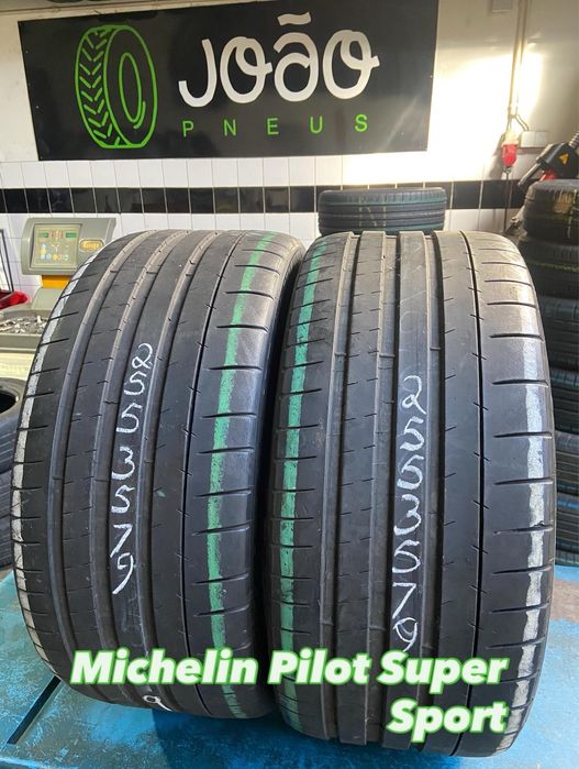 Pneus 255 / 35 R 19 Michelin