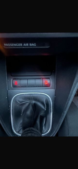 volkswagen golf 2011