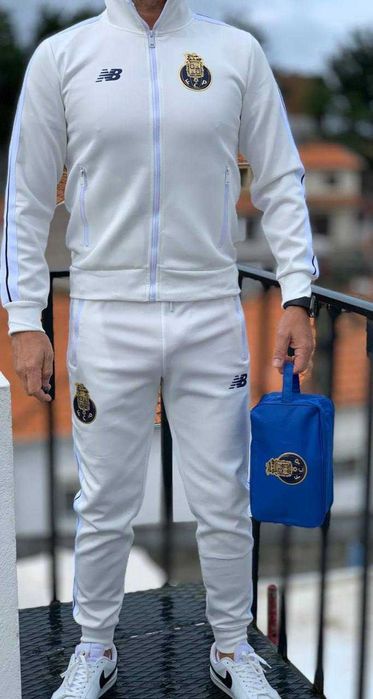 Conjuntos disponíveis do S ao XXL